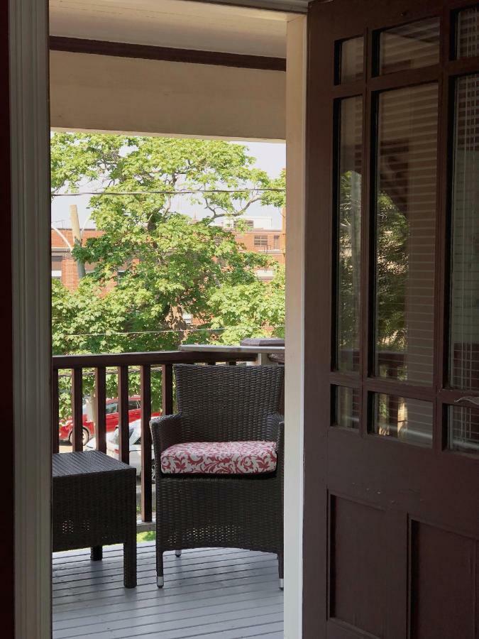 Mahogany Manor Bed & Breakfast Saint-Jean Extérieur photo